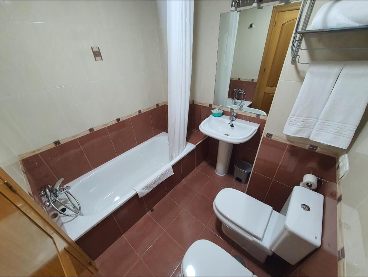 Apartamentos Sierra Nevada Park Güéjar Sierra Eksteriør billede